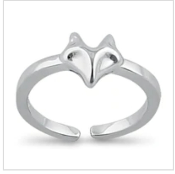 Sterling Silver Fox Toe Ring. SALE 10.00 - Picture 2 of 5